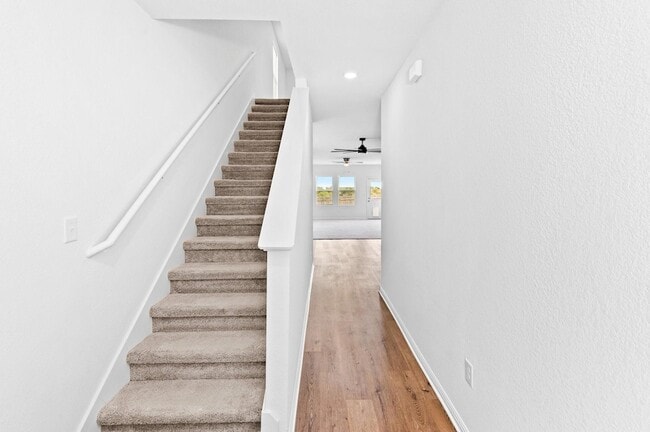 Photo - 224 Night Riders Wy