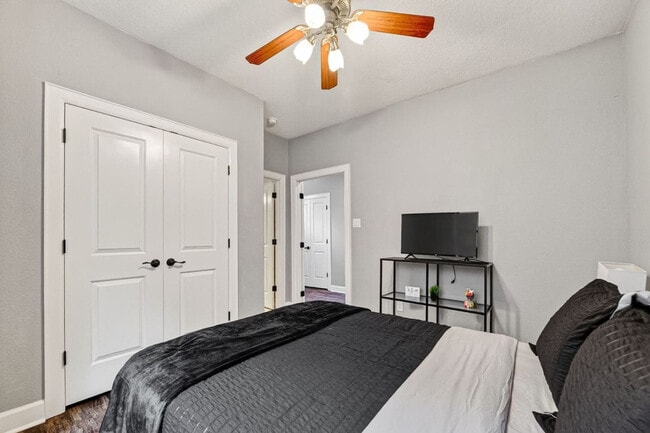 Photo - 2504 Rusk St Unit SI ID1563174P