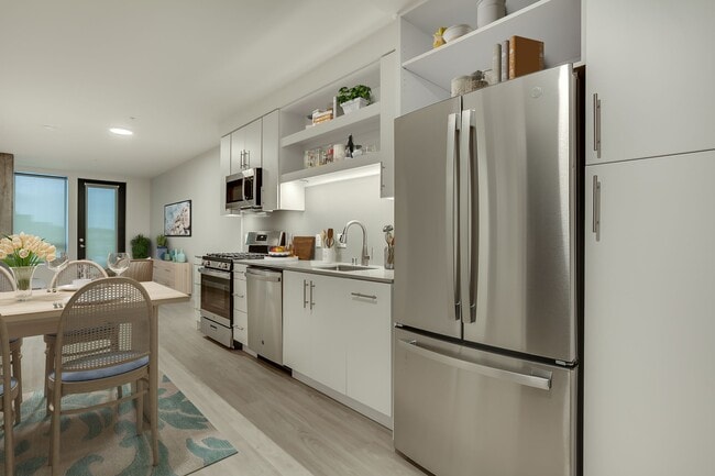 Photo - Columbia at the Waterfront