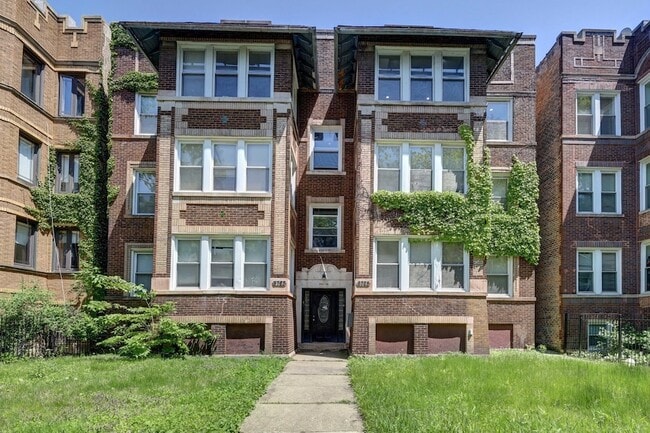 Building Photo - 6723 S Chappel Ave Unit 3