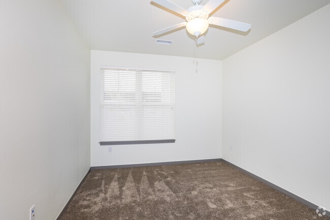 A2 - Bedroom - Polaris Apartments