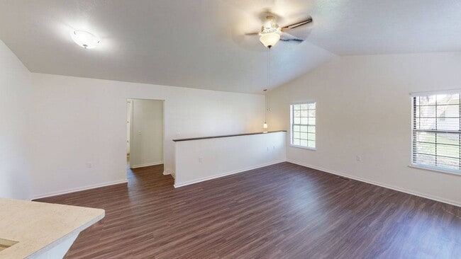 Photo - Gull Prairie/Gull Run Apartments and Townhomes