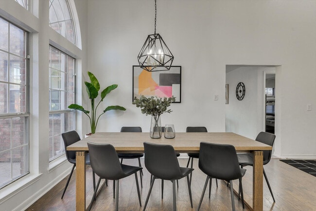 Photo - 4402 Goodwin Dr Unit ID1056422P