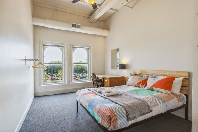 Photo - 2078 W 25th St Unit SI ID1593899P