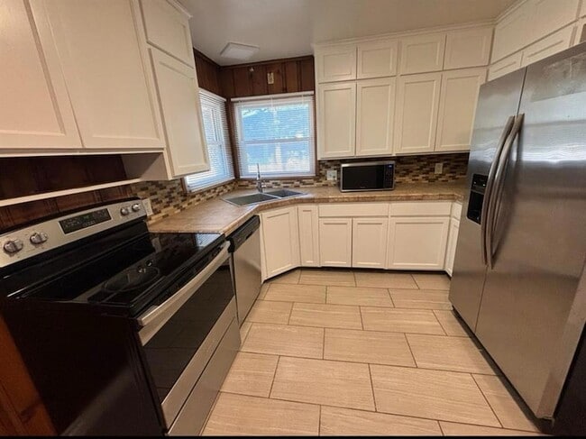 Photo - 1230 Caddell Ln