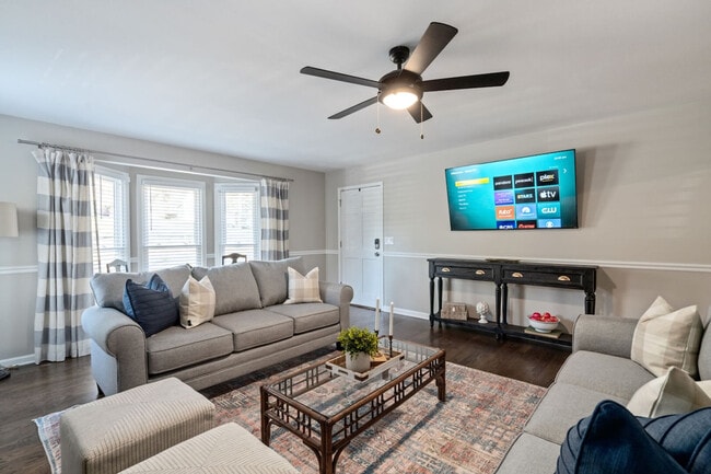 Photo - 17 Rock Crest Cir SE Unit SI ID1234819P