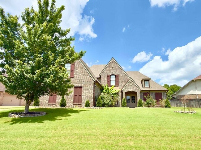 Building Photo - 570 Winding Valley Cove