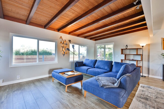 Building Photo - 6421 Carthage St Unit SI ID1382147P