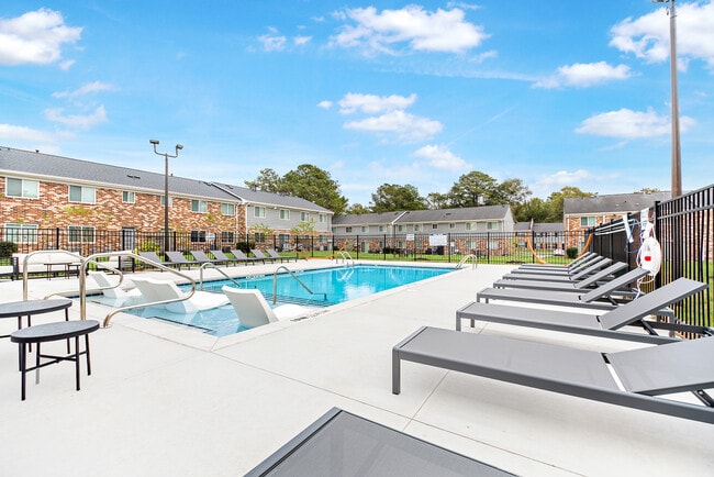 Photo - 2800 Capital Square