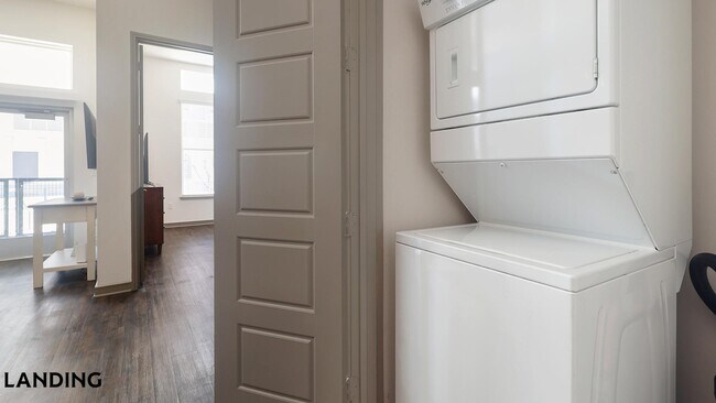 Photo - 1711 Caroline St Unit 111