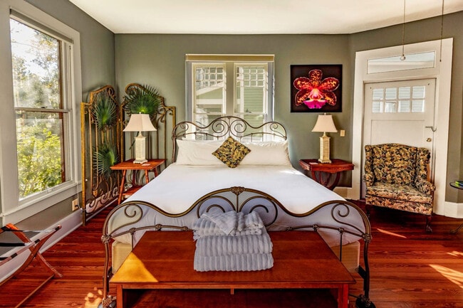 Photo - 205 SE 7th St Unit SI ID1359090P