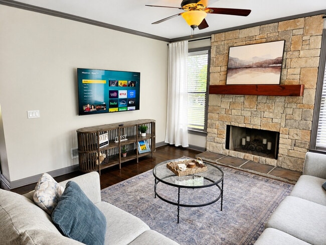 Photo - 10 Bridlewood Ct Unit SI ID1234828P