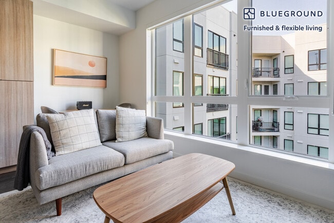 Building Photo - 238 13th St Unit FL7-ID1884