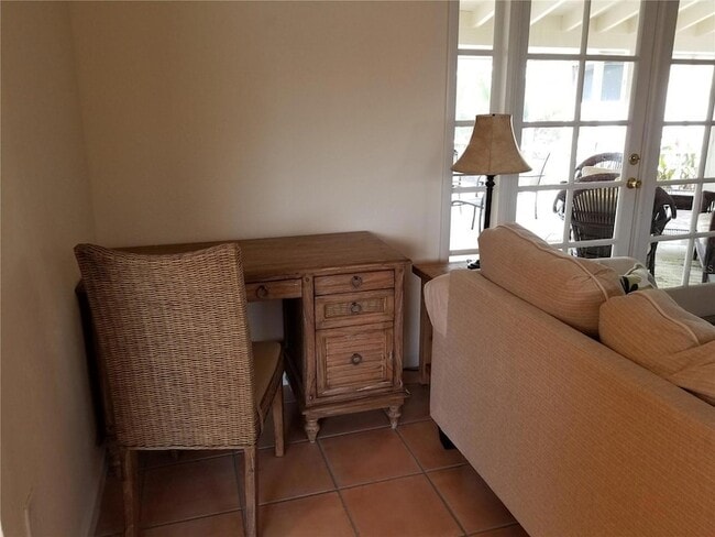 Photo - 2745 Cardwell Way