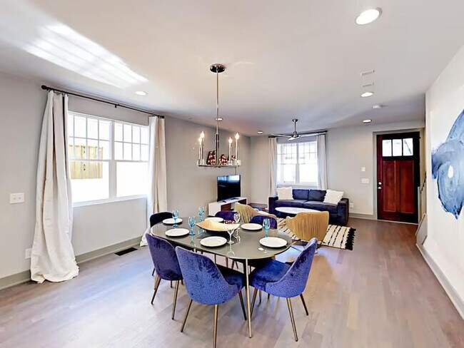 Photo - 2125 8th Ave S Unit ID1240464P