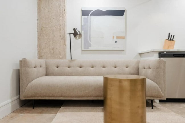 Building Photo - 505 E Travis St Unit ID1267113P