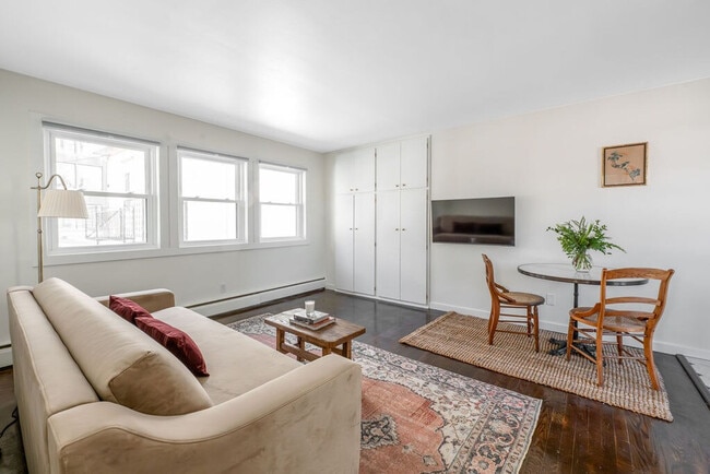 Photo - 202 S Henry St Unit SI ID1468343P