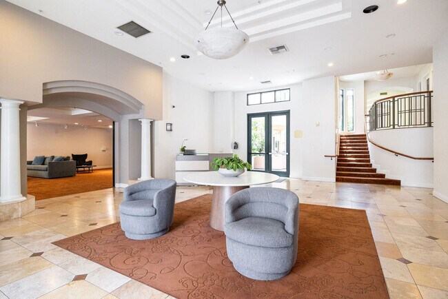 Photo - 2419 Fifth Ave Unit ID1335156P