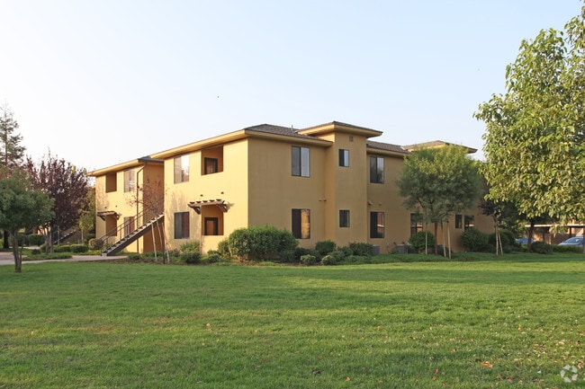 Primary Photo - Polo Villas