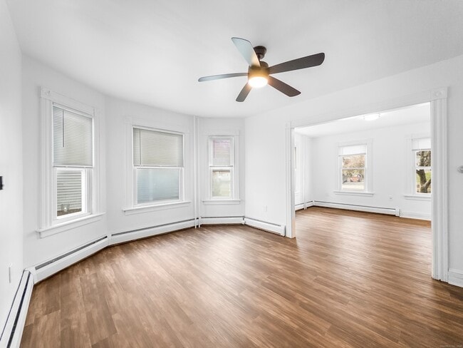 Photo - 634 High St Unit 1