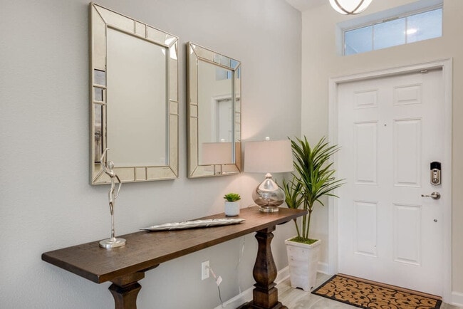 Photo - 4801 Kings Castle Cir Unit ID1280780P