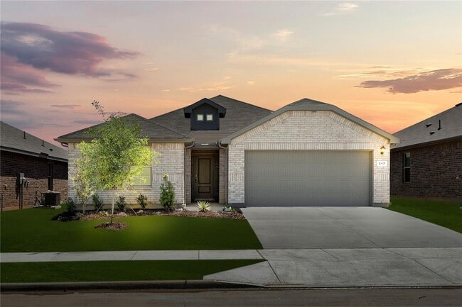 Building Photo - 317 Bent Oak Dr