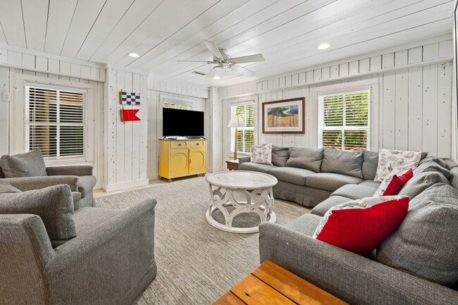 Building Photo - 496 Debordieu Blvd Unit ID1253493P