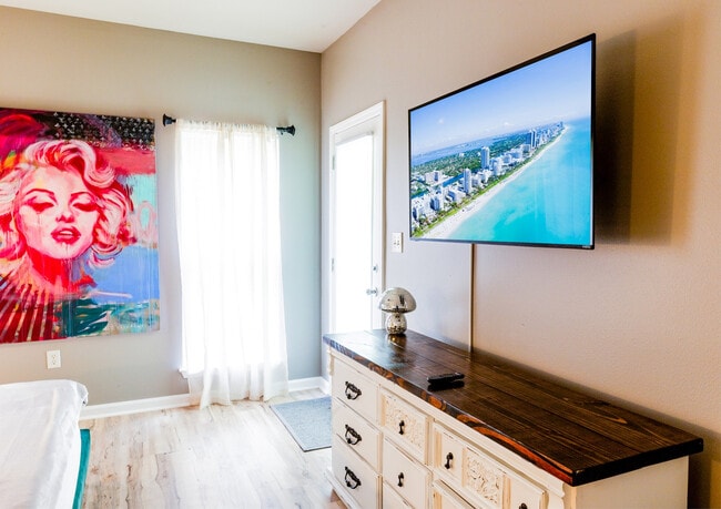 Photo - 1657 Indian Woman Rd Unit SI ID1502060P