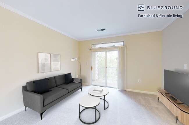 Building Photo - 2350 26th Ct S Unit SI FL3-ID9923A