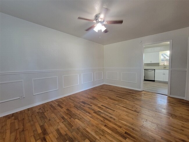 Photo - 1335 Richard St