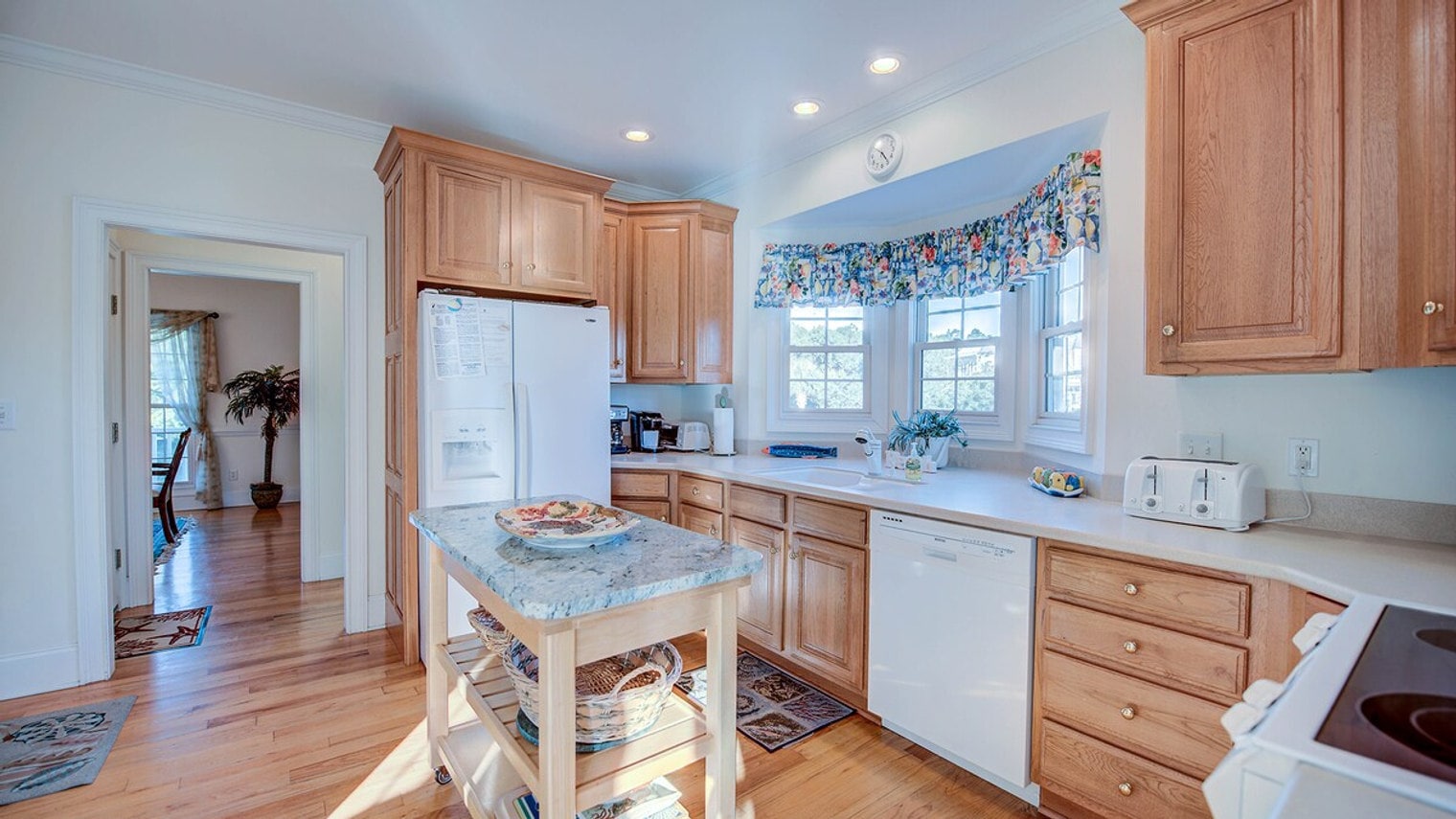 Photo - 203 Whiting Ln Unit SI ID1253378P