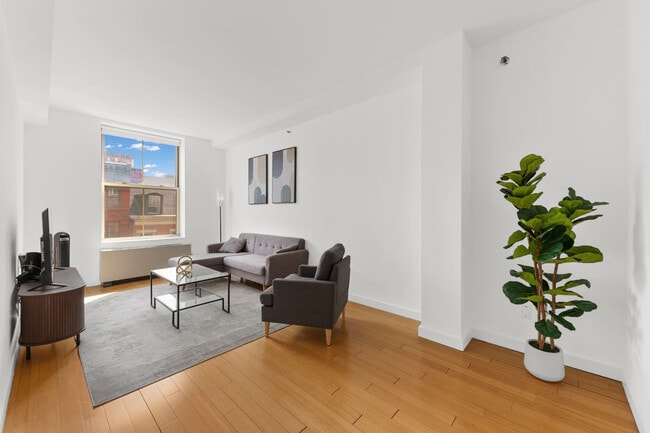 Building Photo - 17 St Marks Pl Unit SI ID1604393P