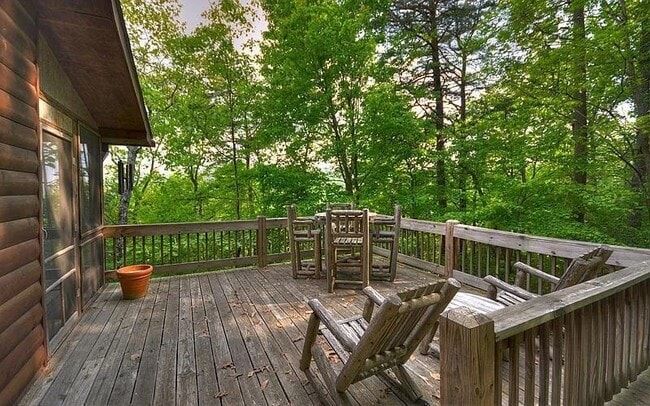 Photo - 245 Mountain Ridge