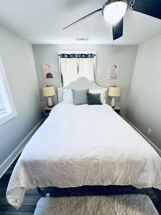 Photo - 9 Cedar Lane Rd Unit ID1234769P