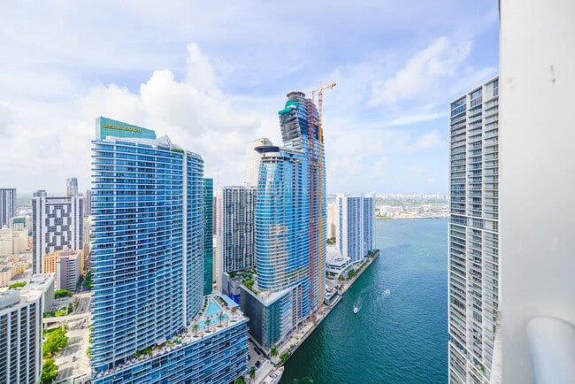 Photo - 485 Brickell Ave Unit SI FL46-ID1022264P