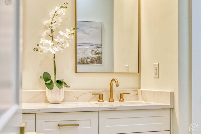 Photo - 2215 Amnesty Dr Unit ID1346492P