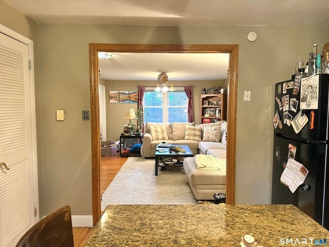Photo - 480 Radmere Rd