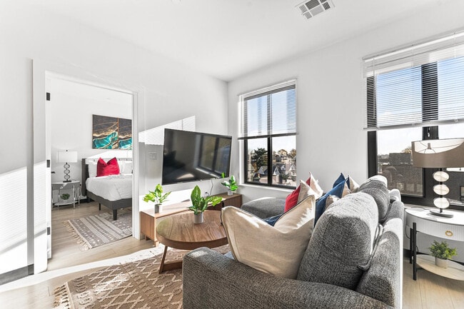 Building Photo - 600 Broadway Unit SI ID1240317P