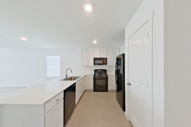 Photo - 814 Ginkgo Wy