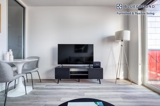 Photo - 1530 Belmont Ave Unit SI FL4-ID262