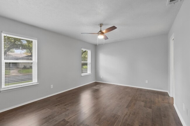 Photo - 11143 Joymeadow Dr