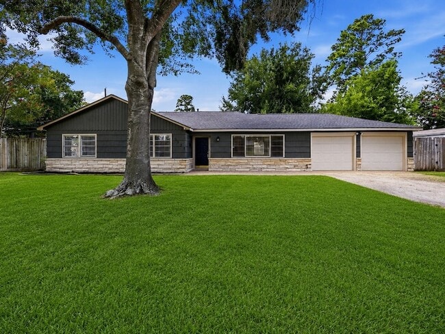 Building Photo - 10033 Whiteside Ln