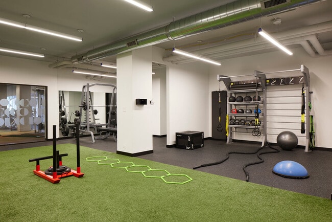 Common Amenity - Regents Park