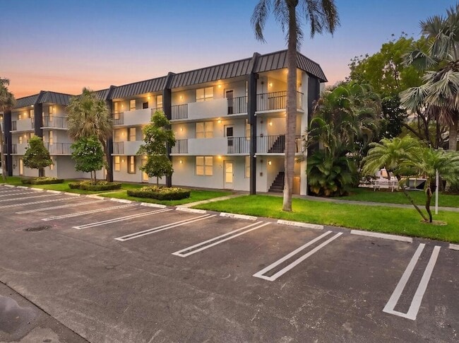 Photo - 777 S Federal Hwy Unit 104L