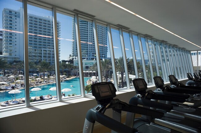 Photo - 4441 Collins Ave Unit SI FL7-ID1540544P