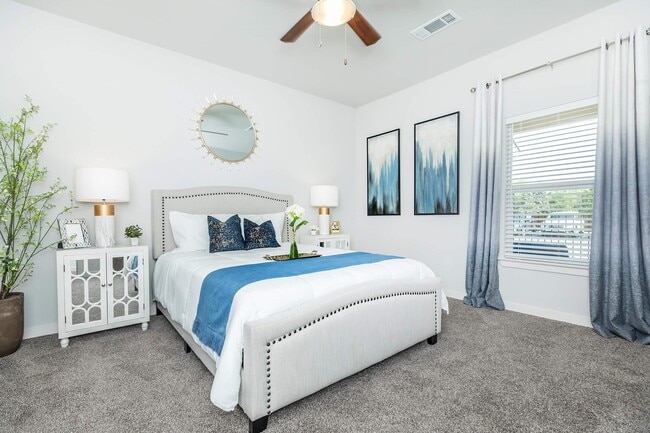 Photo - Vantage at Fair Oaks