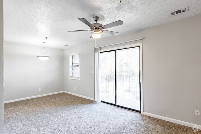 2BR, 1.5BA - 700SF Living/Dining Room - Alcovy Terrace