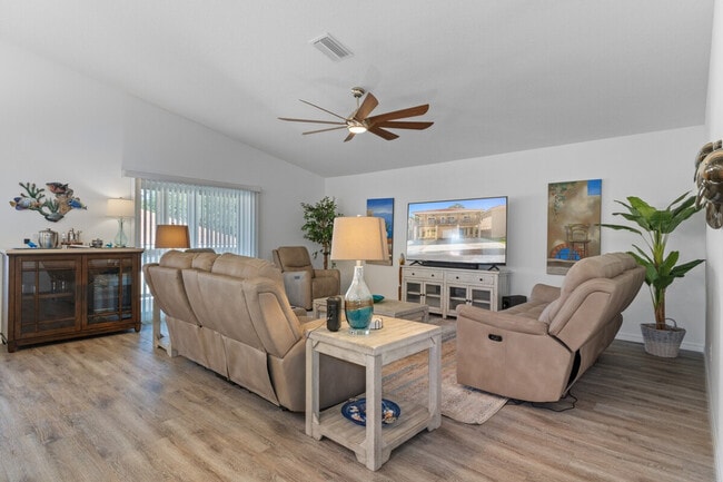 Building Photo - 4860 S Tromp Lp Unit SI ID1472653P