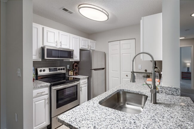 Building Photo - Waters Edge at Harbison