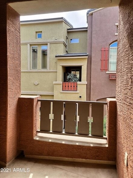 Photo - 240 W Juniper Ave